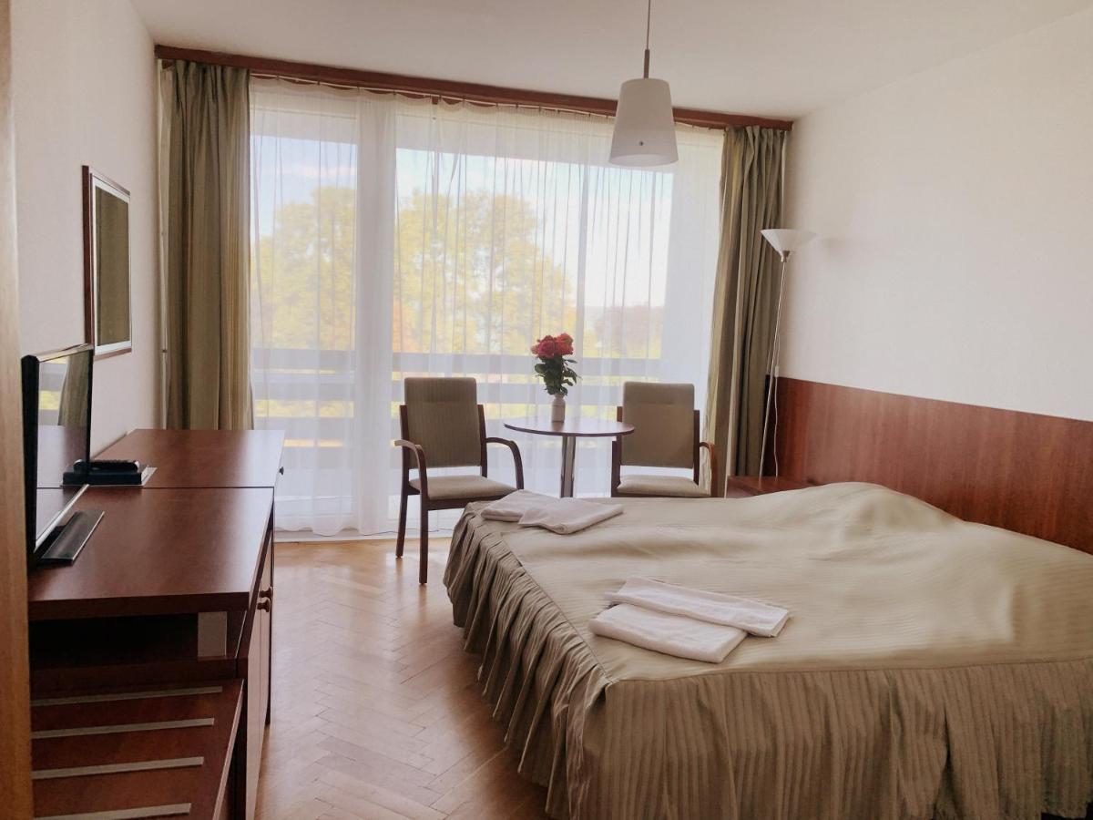 Riviera Park Hotel Balatonföldvár Eksteriør billede